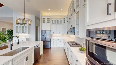 Kitchen - 29 Forest Trce, Sunrise Beach, MO 65079 photo 3 of 4