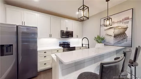 Kitchen - 29 Forest Trce, Sunrise Beach, MO 65079 photo 4 of 4