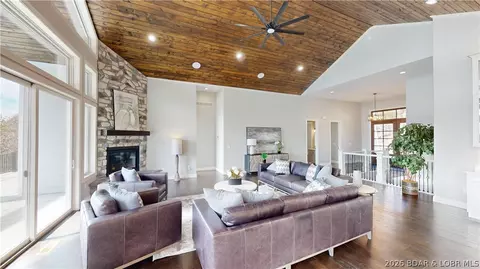 Living - 29 Forest Trce, Sunrise Beach, MO 65079 photo 2 of 4