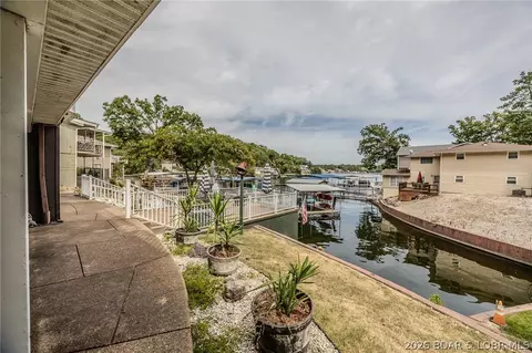 31074 Viewside Dr, Rocky Mount, MO 65072