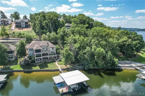 1163 Beacon Pointe Cir, Lake Ozark, MO 65049