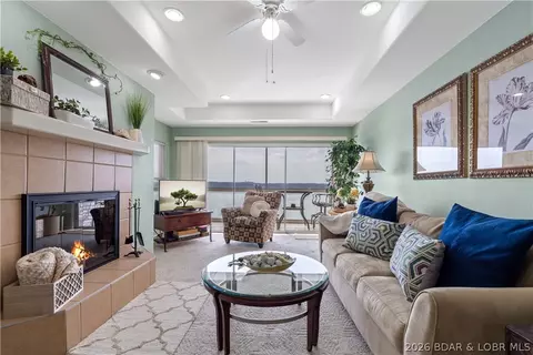 116 Emerald Bay Dr #2C, Lake Ozark, MO 65049