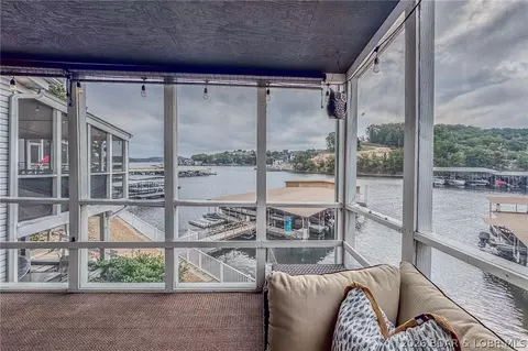 14 Bentwood Ct #14, Lake Ozark, MO 65049