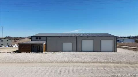 1196 E View St, Eldon, MO 65026 photo 1