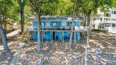 110 Old English Pt, Sunrise Beach, MO 65079