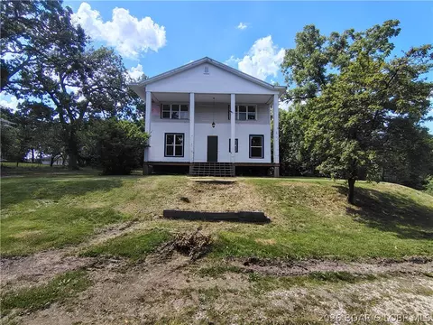 Exterior - 1105 Lay Ave, Warsaw, MO 65355 photo 9 of 10