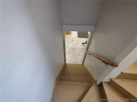 Entry Way - 1105 Lay Ave, Warsaw, MO 65355 photo 11 of 12