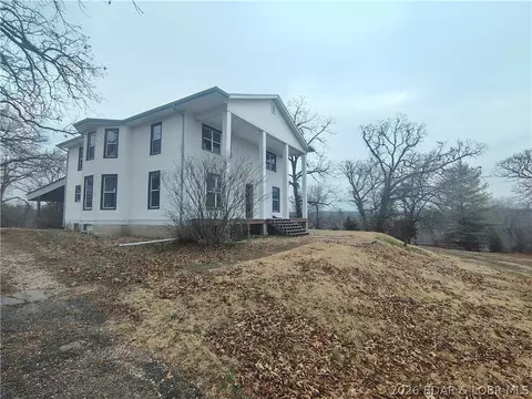 Exterior - 1105 Lay Ave, Warsaw, MO 65355 photo 10 of 10