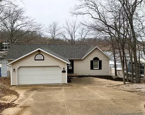 1917 Echo Valley Dr, Osage Beach, MO 65065 photo 1