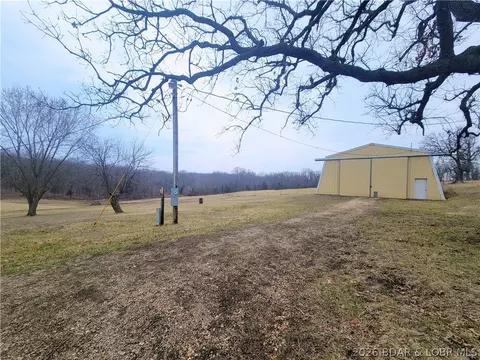 Exterior - 0000 0000 Rd, Versailles, MO 65084 photo 3 of 5