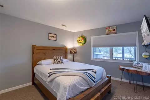 Bedroom - 41 Skyview Dr, Roach, MO 65787 photo 7 of 11