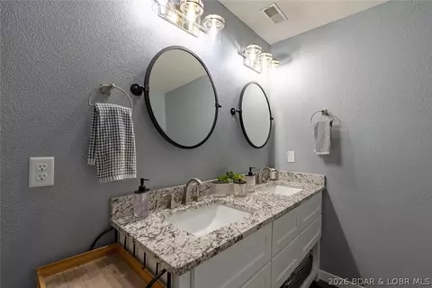Bath - 41 Skyview Dr, Roach, MO 65787 photo 7 of 7