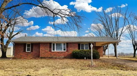 109 Haynes St, Eldon, MO 65026