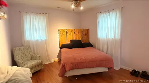 Bedroom - 985 Grace Dr, Eldon, MO 65026 photo 2 of 6
