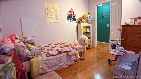Bedroom - 985 Grace Dr, Eldon, MO 65026 photo 1 of 6