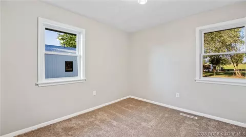Bedroom - 50 Highway Y, Eldon, MO 65026 photo 4 of 8