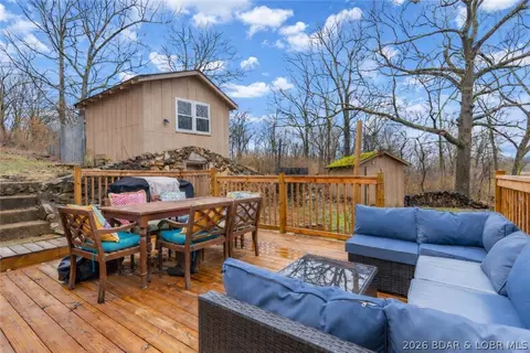 Exterior - 1718 S Aurora St, Eldon, MO 65026 photo 5 of 9