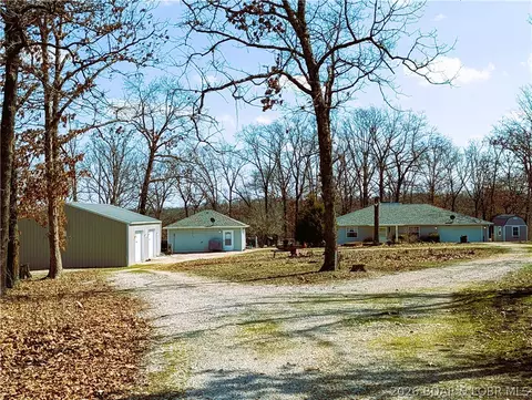 208 Shoemaker Dr, Macks Creek, MO 65786
