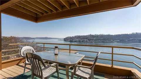 32 Cedar Ct #1B, Lake Ozark, MO 65049