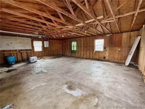 27 Russell Loop, Brumley, MO 65017 photo 9