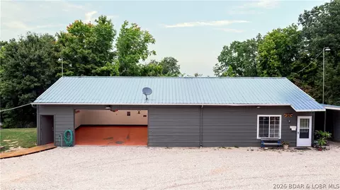 Exterior - 411 Valley Spring Rd, Camdenton, MO 65020 photo 10 of 11