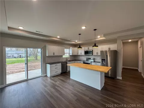 Kitchen - 135 Mcdonald Ave, Versailles, MO 65084 photo 1 of 5
