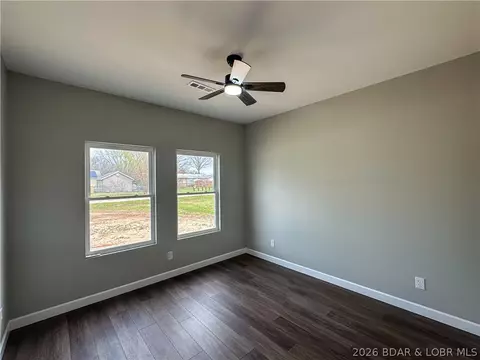Bedroom - 135 Mcdonald Ave, Versailles, MO 65084 photo 7 of 9