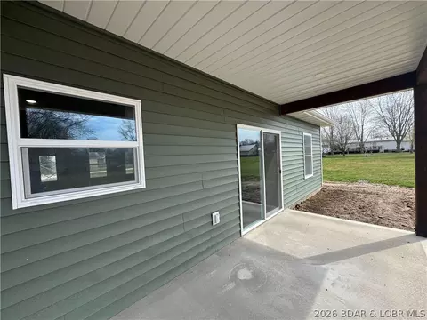 Exterior - 135 Mcdonald Ave, Versailles, MO 65084 photo 5 of 6
