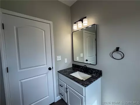 Bath - 135 Mcdonald Ave, Versailles, MO 65084 photo 8 of 8
