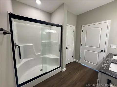 Bath - 135 Mcdonald Ave, Versailles, MO 65084 photo 3 of 8