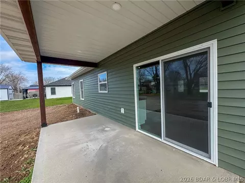 Exterior - 135 Mcdonald Ave, Versailles, MO 65084 photo 4 of 6