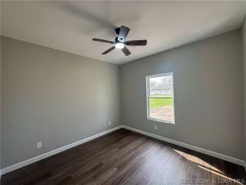 Bedroom - 135 Mcdonald Ave, Versailles, MO 65084 photo 3 of 9