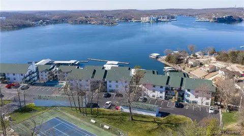 1405 W Harbour Towne Dr #1405, Lake Ozark, MO 65049