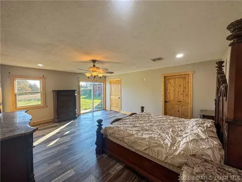 Bedroom - 19655 Inlet Rd, Versailles, MO 65084 photo 1 of 9