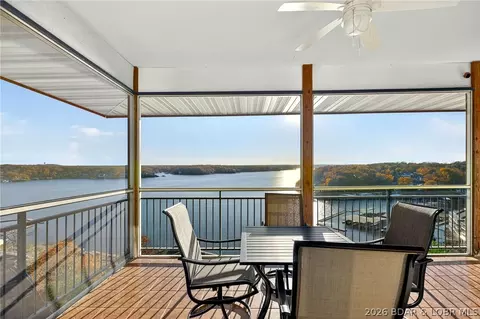 87 W Palisades Condo Dr #4A, Lake Ozark, MO 65049