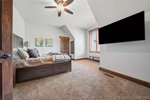 6615 Keystone Dr, Osage Beach, MO 65065
