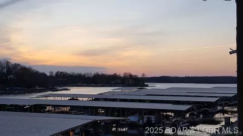 1481 Ledges Dr #221, Osage Beach, MO 65065