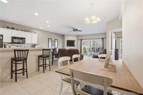 464 Cedar Heights Dr #1D, Camdenton, MO 65020