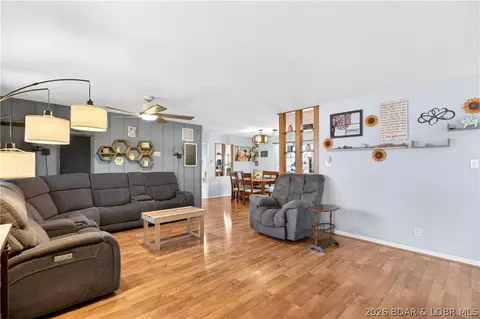 186 N High St, Camdenton, MO 65020
