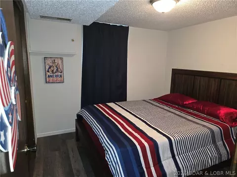 Bedroom - 336 Boot Cir, Camdenton, MO 65020 photo 10 of 13