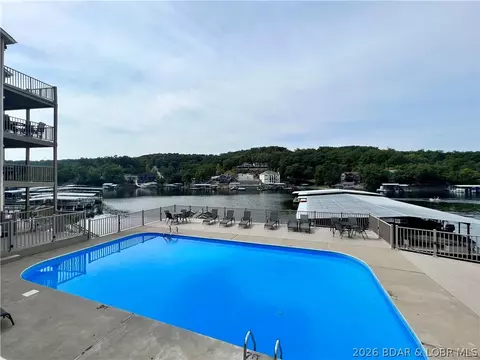 1011 Indian Point Dr #1011, Osage Beach, MO 65065
