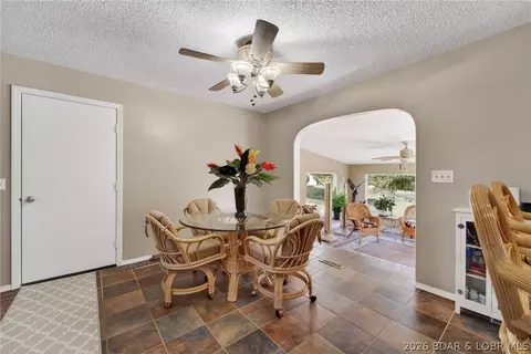 Dining - 264 Hwy D, Kaiser, MO 65047 photo 2 of 2