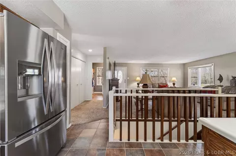 Entry Way - 264 Hwy D, Kaiser, MO 65047 photo 1 of 2