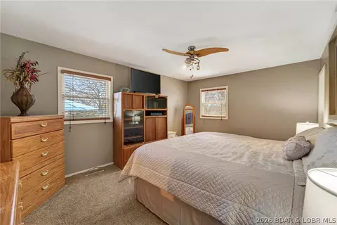 Bedroom - 264 Hwy D, Kaiser, MO 65047 photo 1 of 3