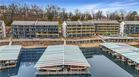 5655 Heron Bay Dr #F305, Osage Beach, MO 65065