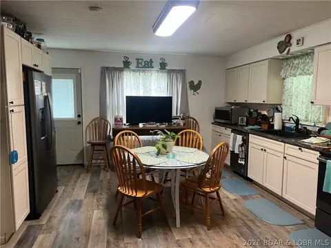 Kitchen - 424 W Washington, Versailles, MO 65084 photo 2 of 3