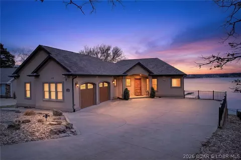 148 Old English Pt, Sunrise Beach, MO 65079