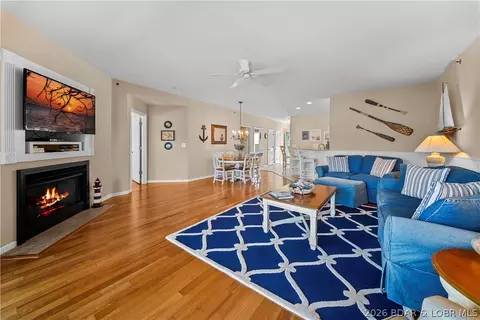 116 Port Royale Dr #3D, Sunrise Beach, MO 65079