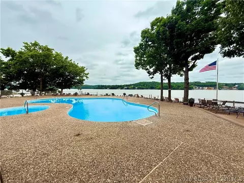 2500 Bay Point Ln #625, Osage Beach, MO 65065