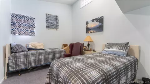 Bedroom - 33023 Hwy 7, Edwards, MO 65326 photo 2 of 2